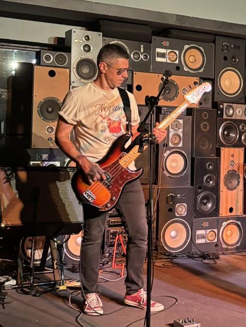 Loic — Bass & Manager